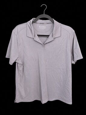 Novel Women's Light Gray Polo Shirt XL